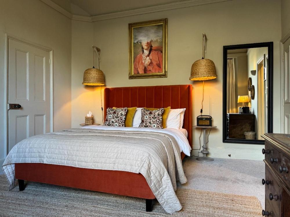 Hotel Neeld Arms Grittleton Zewnętrze zdjęcie